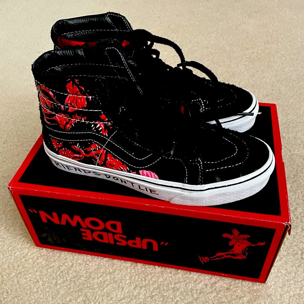 Stranger Things Vans